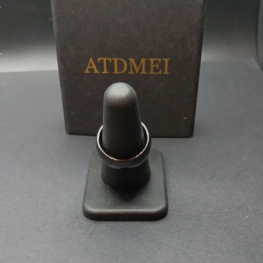 Atdmei Black Glossy Mens Ring 10mm Size 6.5 New With‎ Box